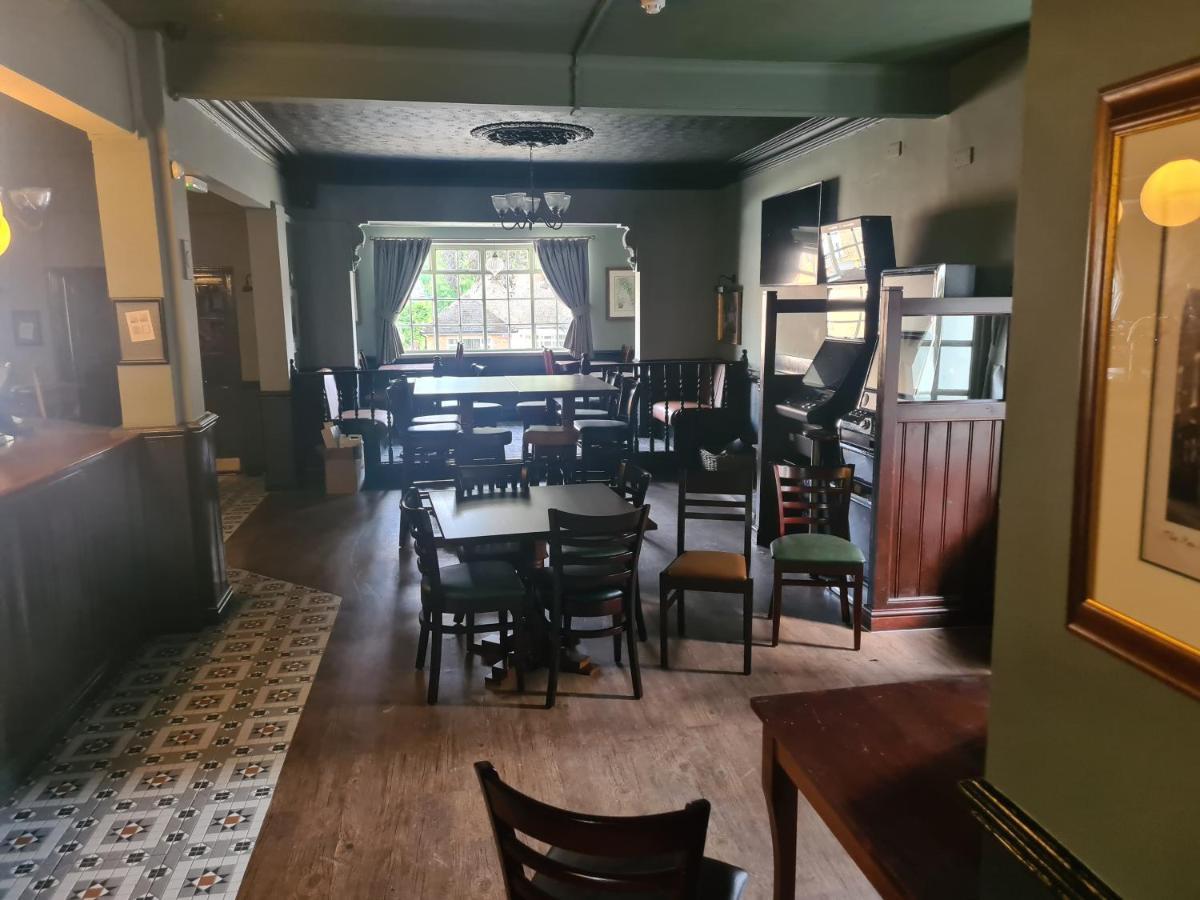 ホテル Hen House カノック エクステリア 写真